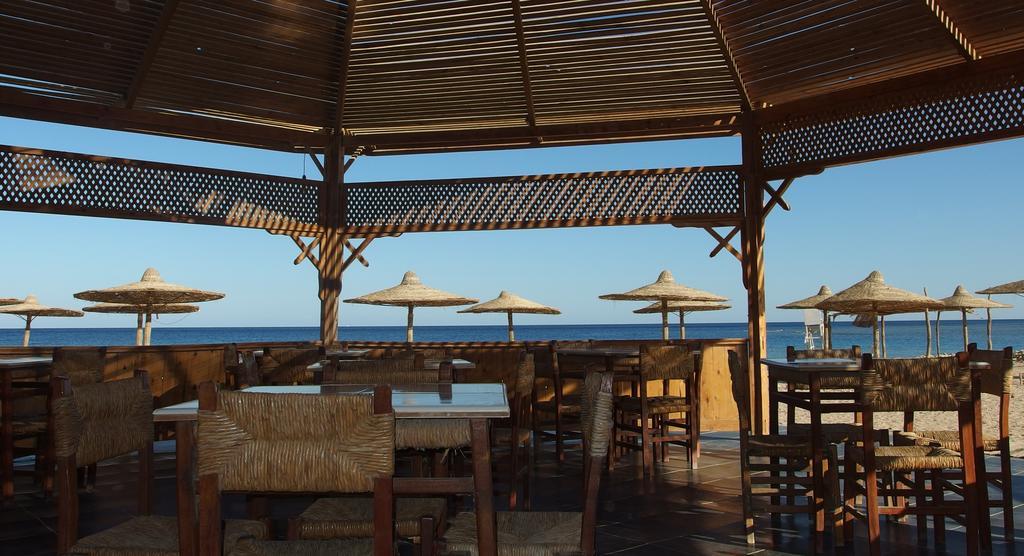 Roots Red Sea Hotel El Qoseir Buitenkant foto